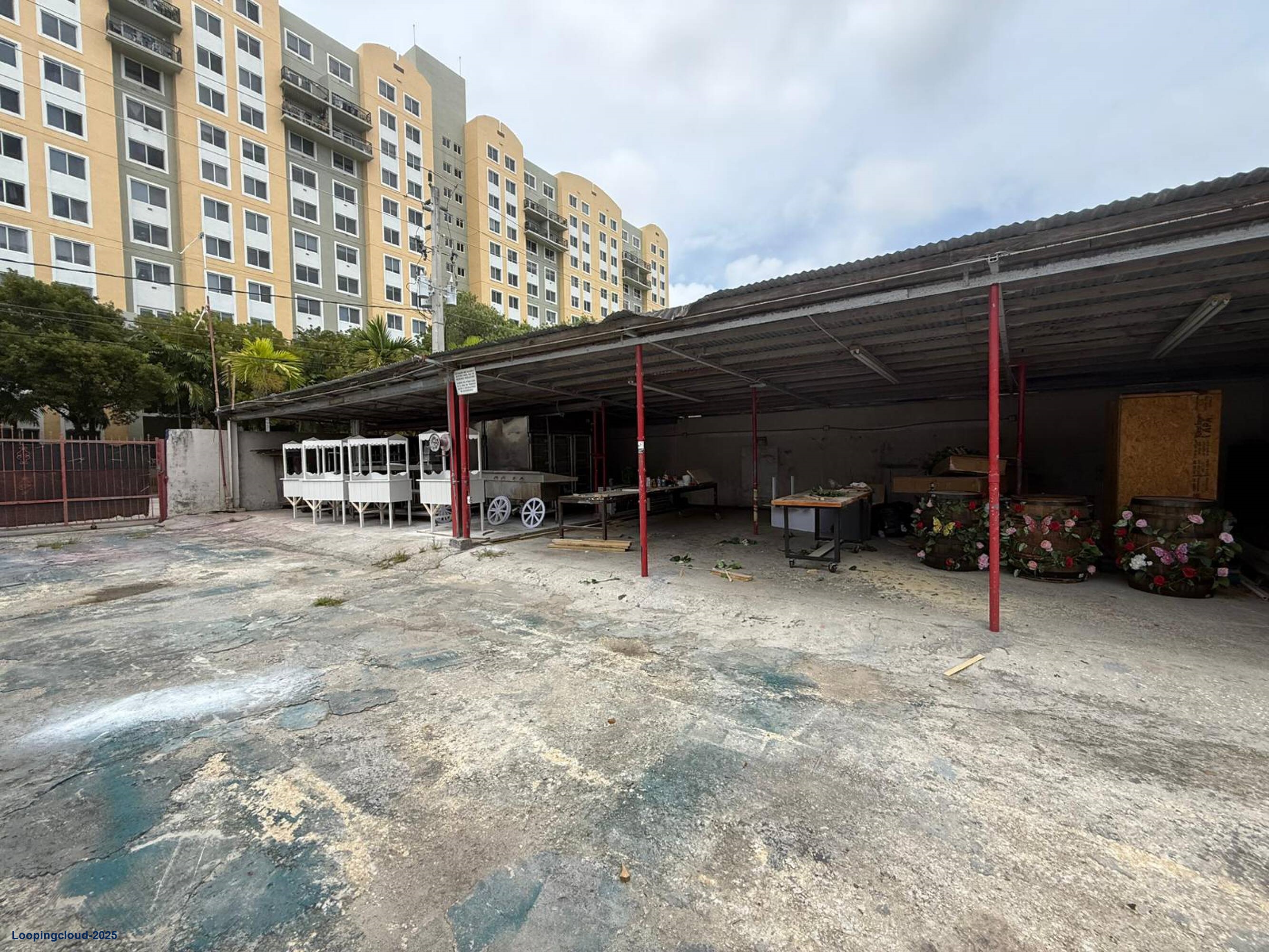 CUSTOM PERFORMANCE RIVER FRONT SHOP – FOR LEASE