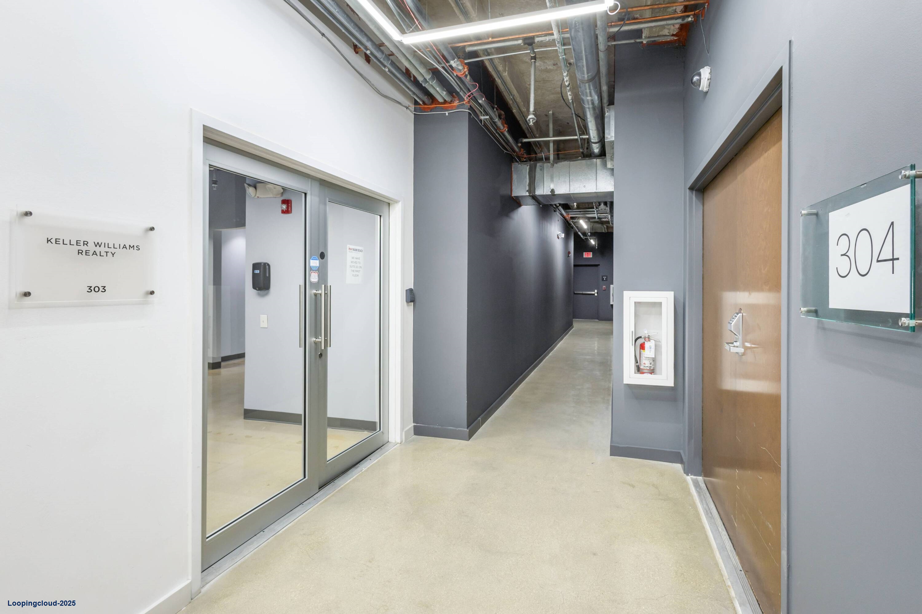 THE OFFICES SUITES AT MERIDIAN & LINCOLN ROAD MALL