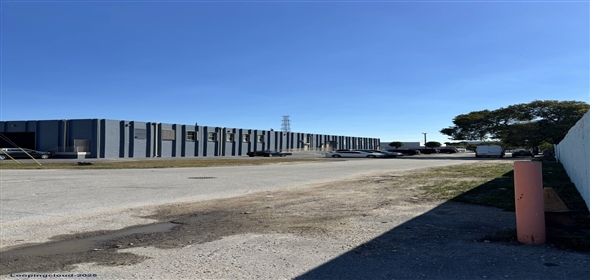 10440 SW 186th Terrace Cutler Bay Florida, 33157 | Cutler Bay Truck Parking