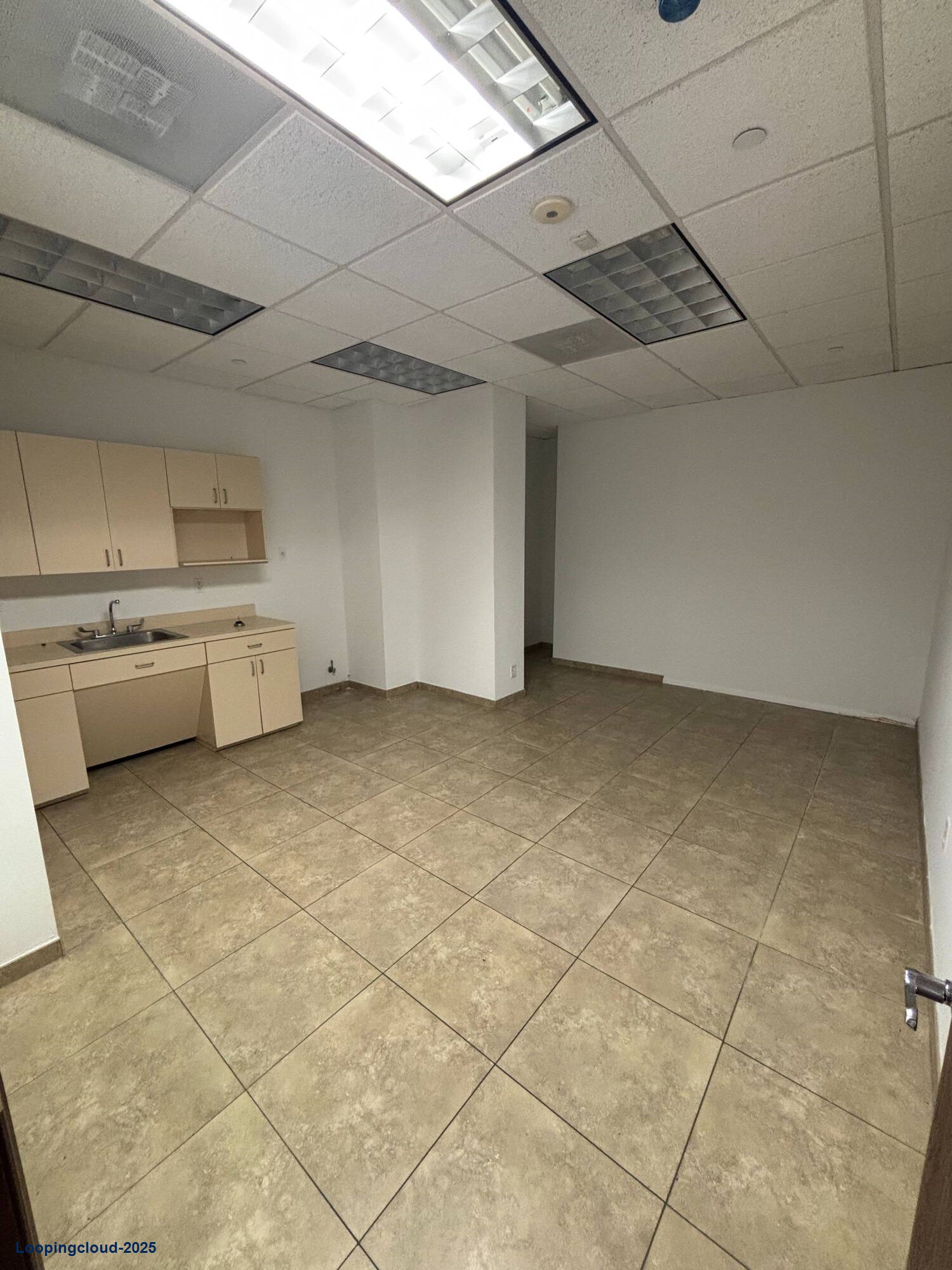 Office Sublease Opportunity In The Heart Of Coral Gables
