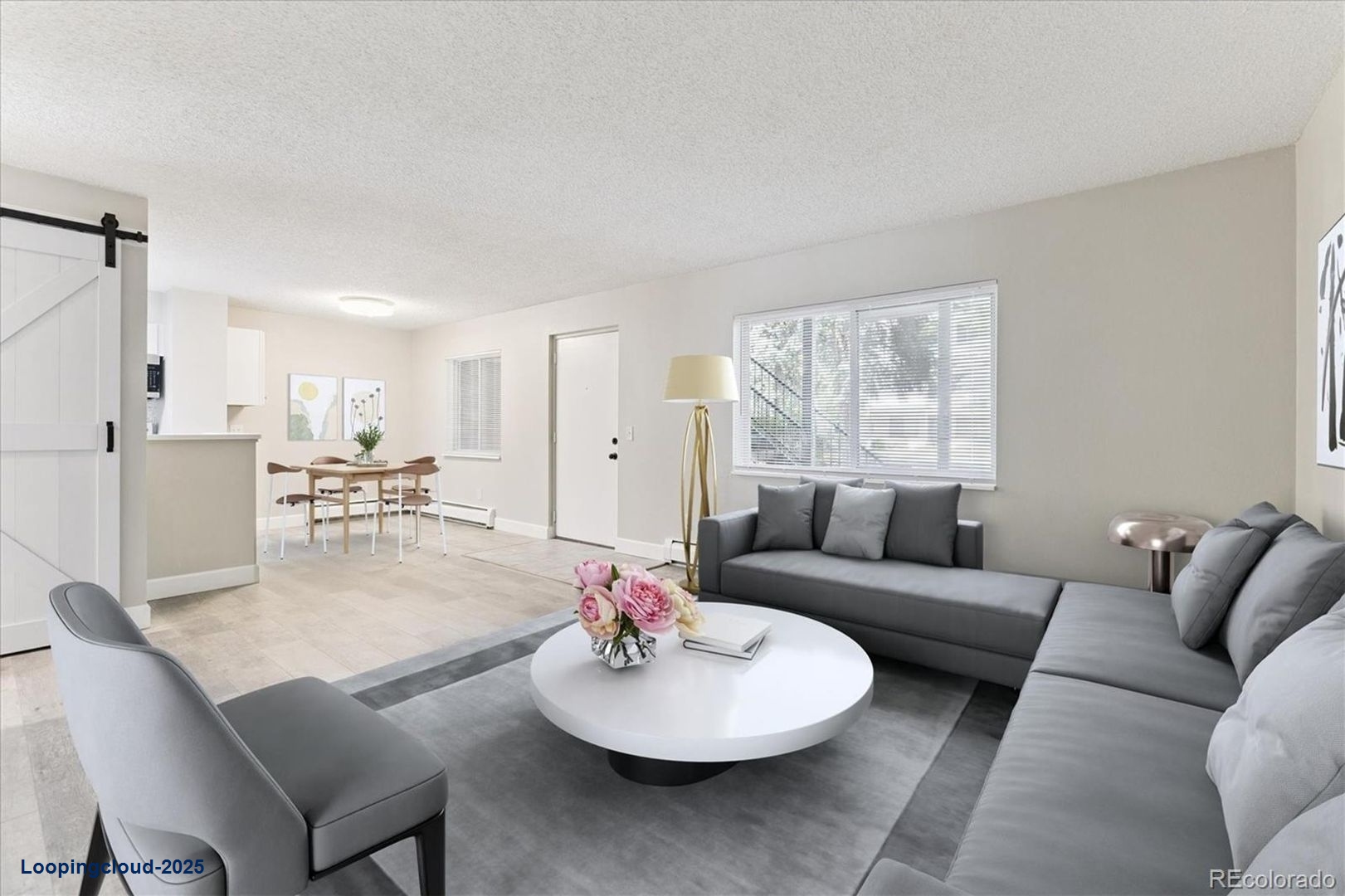 Stunning Remodeled Ground Floor Unit!