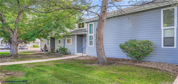 1475 S Quebec Way #I43 Aurora Colorado, 80231 | Stunning Home