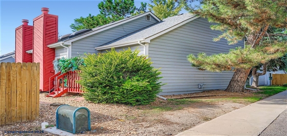 1475 S Quebec Way #I43 Aurora Colorado, 80231 | Stunning Home