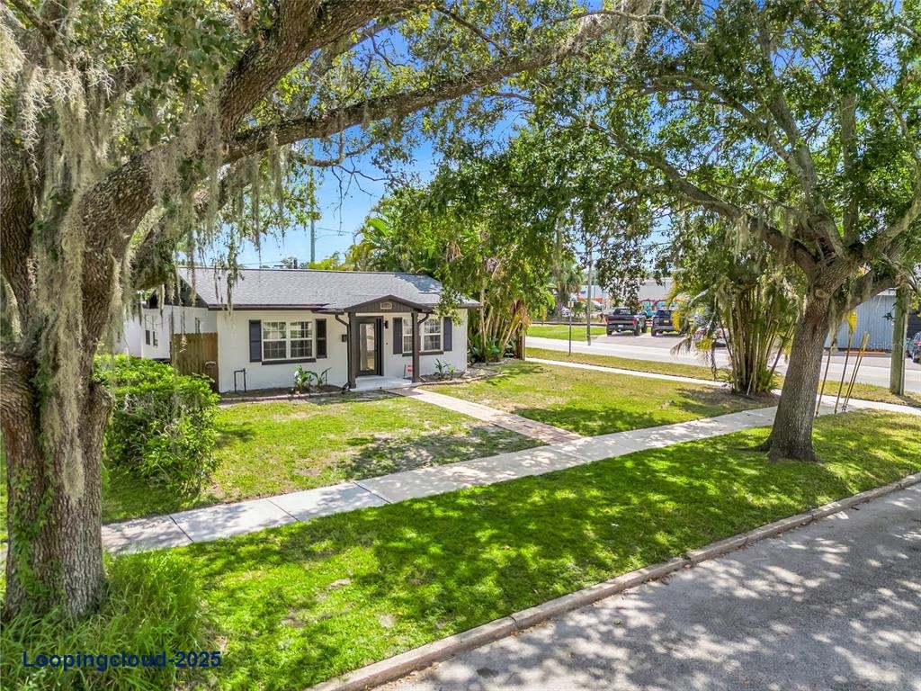 Single Family Residence 3 Bedrooms 1653SqFt at ORLANDO