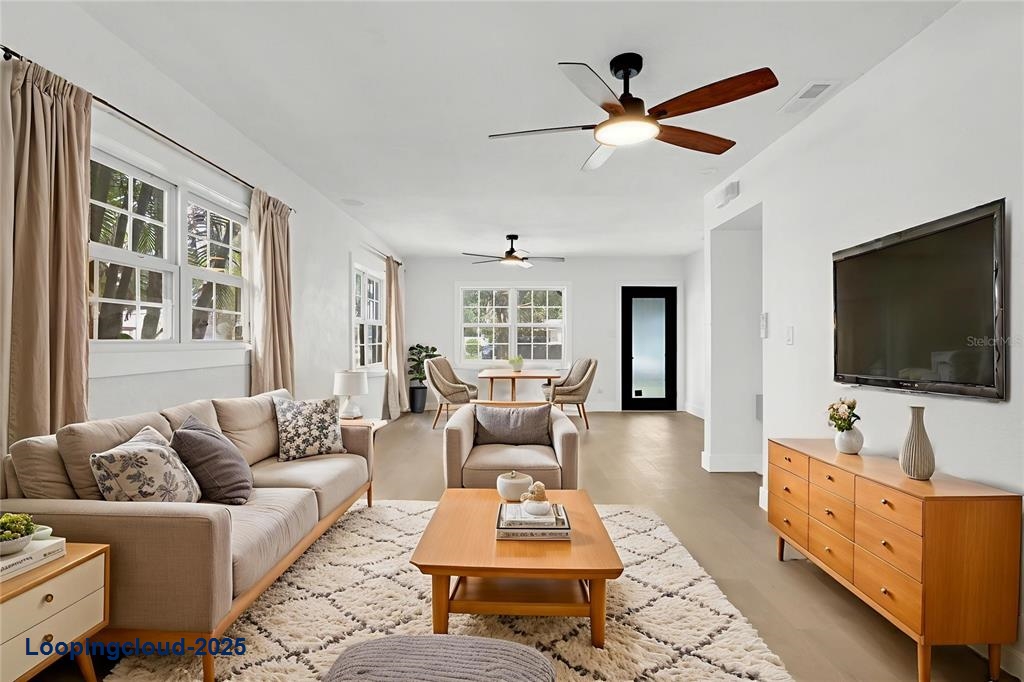 Single Family Residence 3 Bedrooms 1653SqFt at ORLANDO