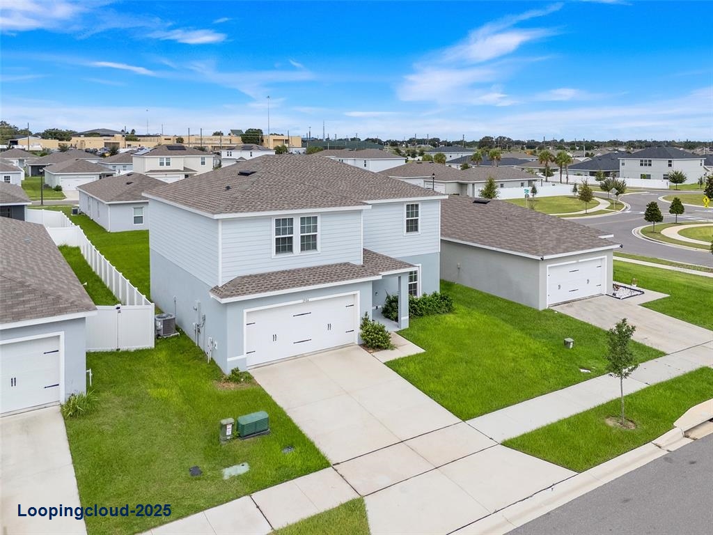 Single Family Residence 4 Bedrooms 2232SqFt at HAINES CITY