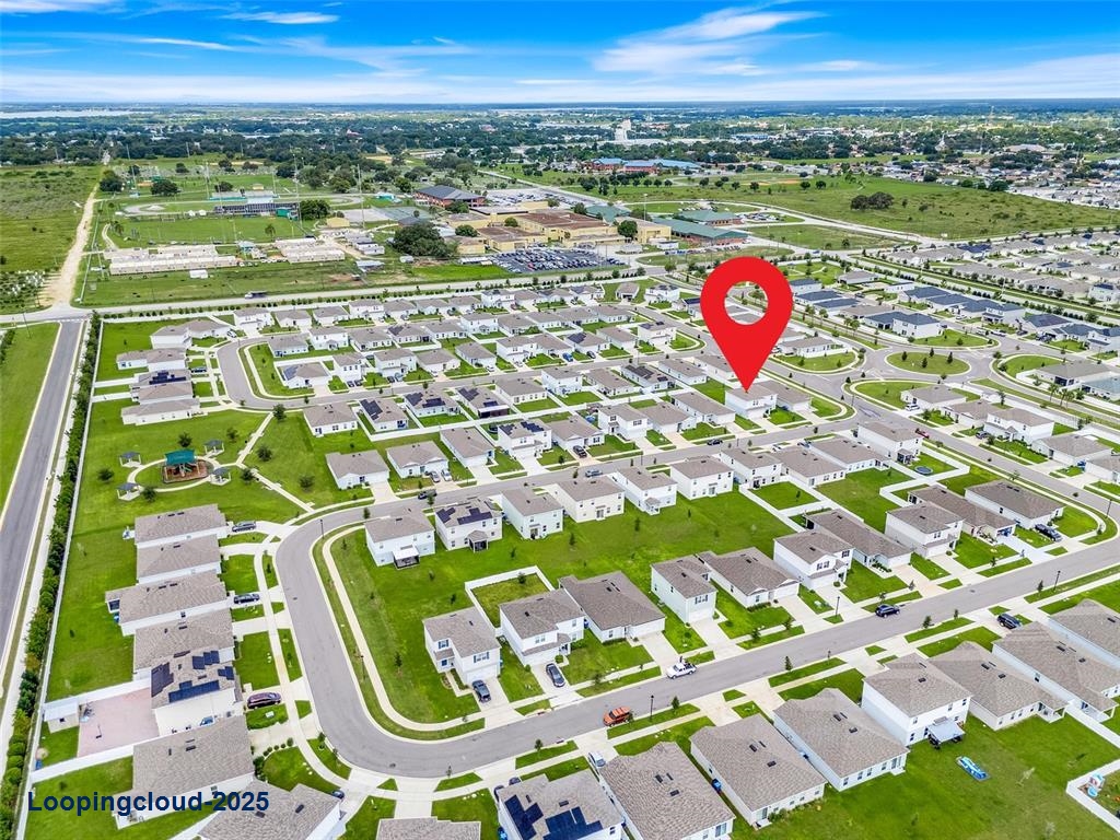 Single Family Residence 4 Bedrooms 2232SqFt at HAINES CITY