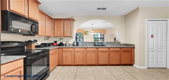 1037 CYPRESS POINTE BOULEVARD Davenport Florida, 33896 | Single Family Residence 6 Bedrooms 3120SqFt at DAVENPORT