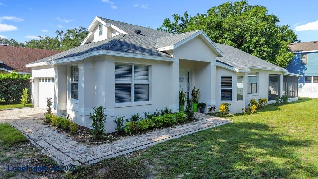 Single Family Residence 3 Bedrooms 1594SqFt at OCOEE