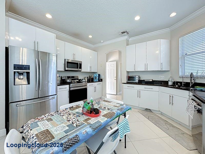 Single Family Residence 3 Bedrooms 1594SqFt at OCOEE