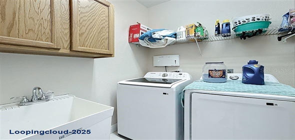 573 NEUMANN VILLAGE COURT Ocoee Florida, 34761 | Single Family Residence 3 Bedrooms 1594SqFt at OCOEE