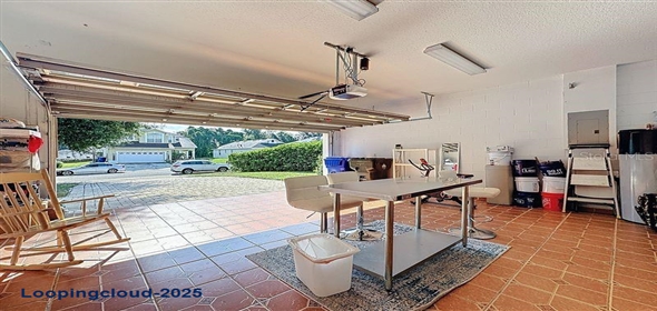 573 NEUMANN VILLAGE COURT Ocoee Florida, 34761 | Single Family Residence 3 Bedrooms 1594SqFt at OCOEE