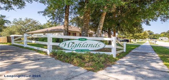1708 WINDWARD OAKS DRIVE Deland Florida, 32720 | Single Family Residence 3 Bedrooms 1260SqFt at DELAND