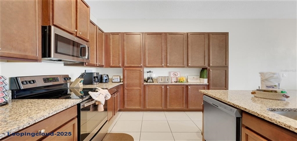 317 CAPTIVA DRIVE Champions Gate Florida, 33896 | Townhouse 4 Bedrooms 2094SqFt at DAVENPORT