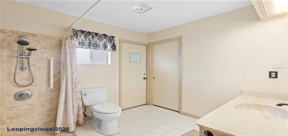 Winter Park Florida, 32792 | Single Family Residence 5 Bedrooms 2272SqFt at WINTER PARK