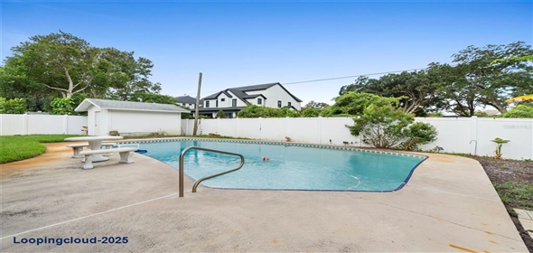 Winter Park Florida, 32792 | Single Family Residence 5 Bedrooms 2272SqFt at WINTER PARK