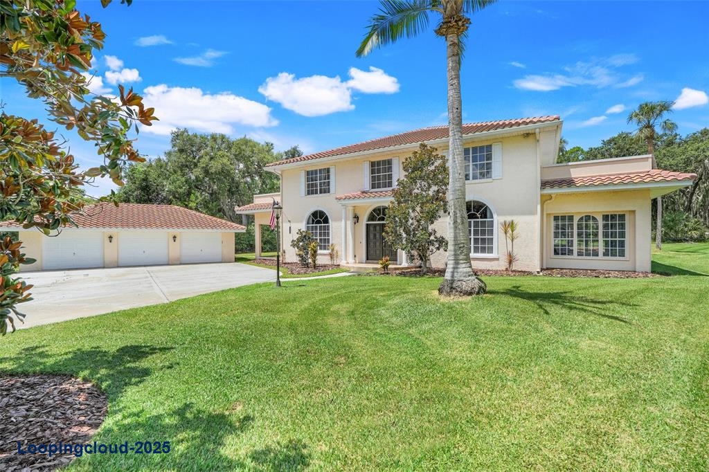 Single Family Residence 5 Bedrooms 4920SqFt at KISSIMMEE