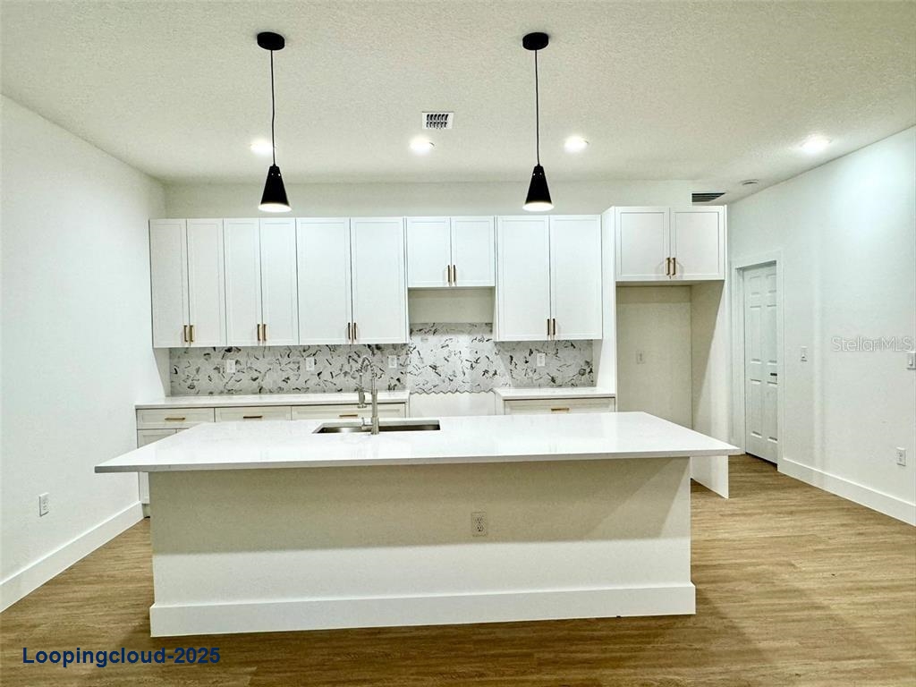 Single Family Residence 4 Bedrooms 1502SqFt at INVERNESS