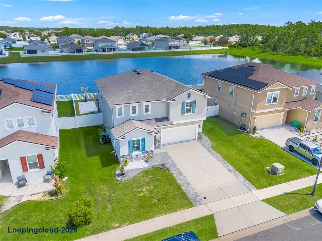 Single Family Residence 4 Bedrooms 2791SqFt at ST CLOUD