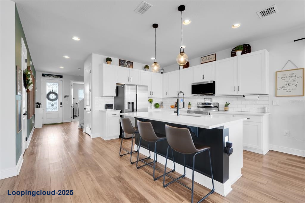 Single Family Residence 4 Bedrooms 2791SqFt at ST CLOUD