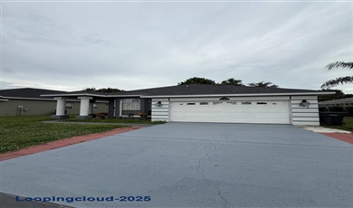  Single Family Residence 3 Bedrooms 1844SqFt at HAINES CITY
