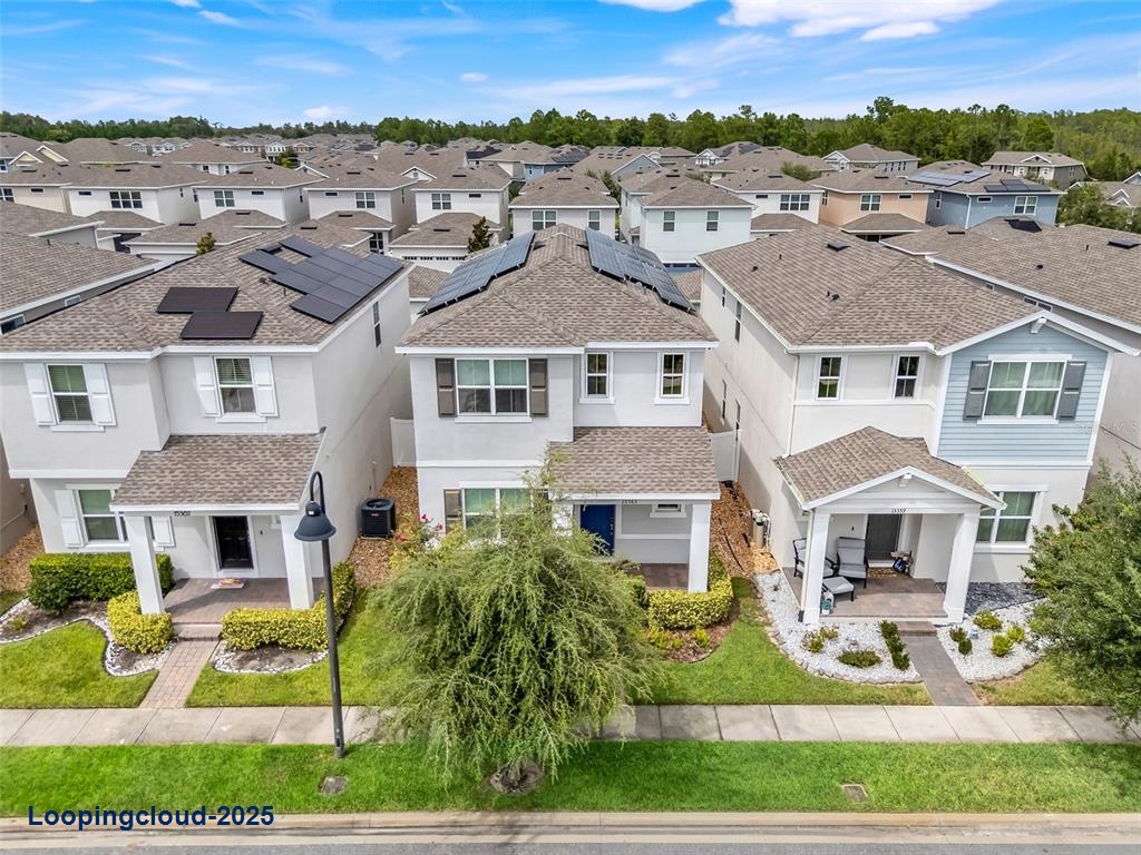 Single Family Residence 4 Bedrooms 2248SqFt at WINTER GARDEN