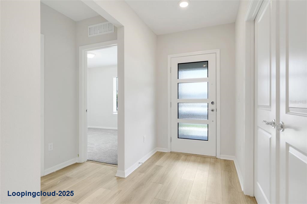 Single Family Residence 4 Bedrooms 1715SqFt at ORLANDO