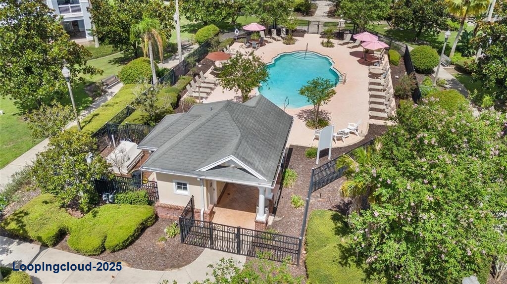 Single Family Residence 4 Bedrooms 1817SqFt at KISSIMMEE - MLS S5133546