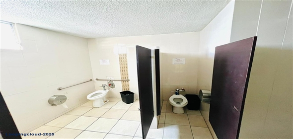 6471 Ave. Isla Verde Store 2, Cond. New San Juan Carolina Puerto Rico, 00979 | 2 Levels, open lay-out