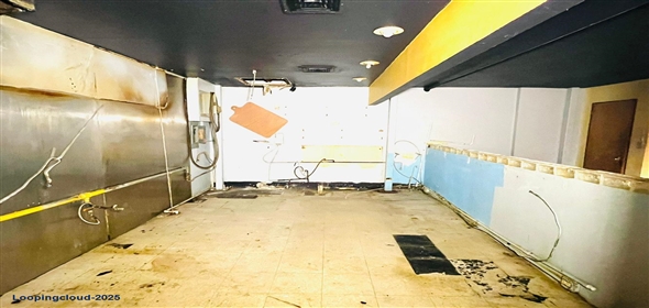 6471 Ave. Isla Verde Store 2, Cond. New San Juan Carolina Puerto Rico, 00979 | 2 Levels, open lay-out