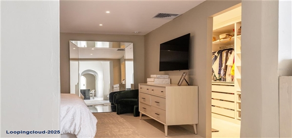 255 RECINTO SUR San Juan Puerto Rico, 00901 | Exquisite Commercial Property in San Juan