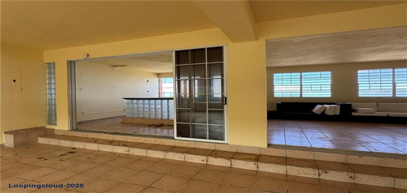 Carr 901 km 8.8 CAMINO NUEVO Yabucoa Puerto Rico, 00767 | Iconic El Horizonte Restaurant