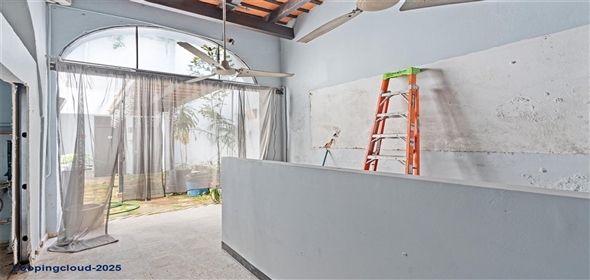 311 CALLE DE LA FORTALEZA San Juan Puerto Rico, 00901 | Beautiful Commercial Property For Sale