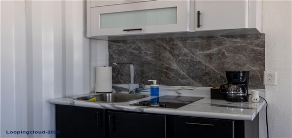 #686, BO. PUERTO NUEVO, VEGA BAJA Adjuntas Puerto Rico, 00694 | CONDO. ENTRE OLAS CARR. #686, BO. PUERTO NUEVO, VEGA BAJA, PR 00694