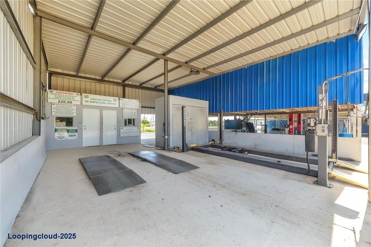 Commercial Property for Sale in Arecibo Puerto Rico 00612