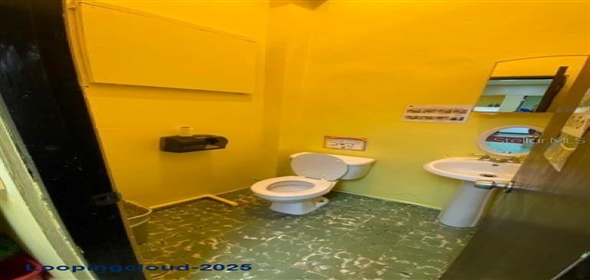 Cristobal Colon CAGUAS PUEBLO Caguas Puerto Rico, 00725 | Commercial Building, Caguas, PR