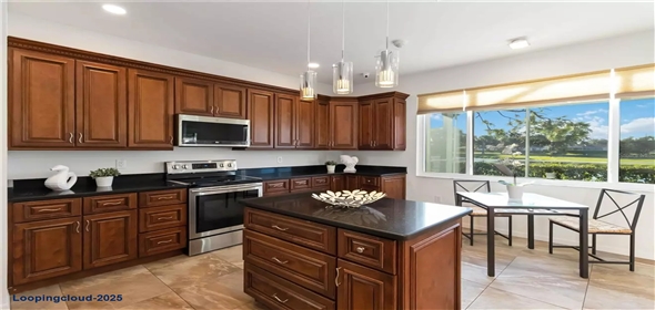 4223 BALMORAL WAY Sarasota Florida, 34238 | Beautiful Home in Sarasota