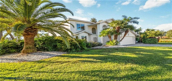 4223 BALMORAL WAY Sarasota Florida, 34238 | Beautiful Home in Sarasota