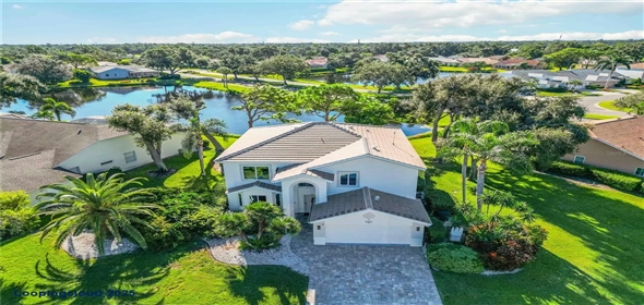 4223 BALMORAL WAY Sarasota Florida, 34238 | Beautiful Home in Sarasota