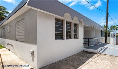  58983, Exceptional Opportunity! Versatile Property for Residential or Commercial Use