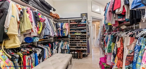 8687 WOODBRIAR DR Sarasota Florida, 34238 | Exclusive Home in Sarasota