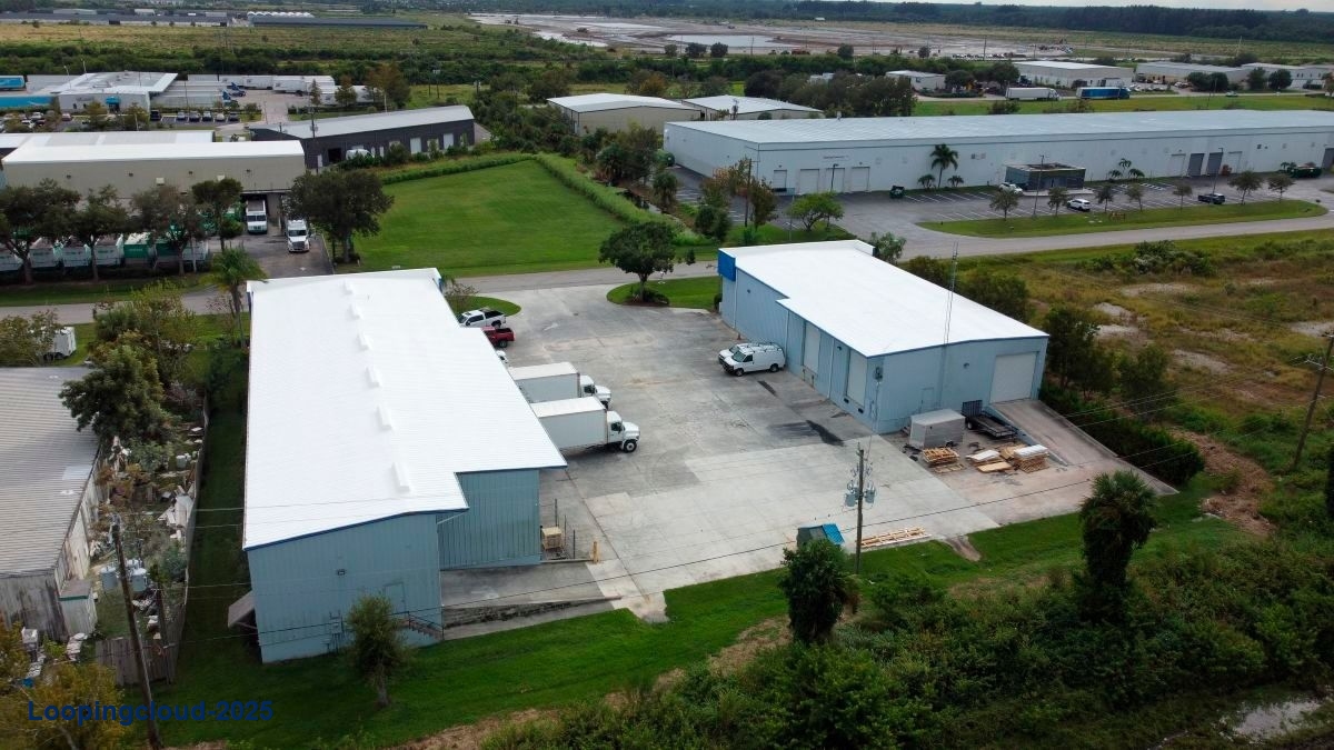 7328 & 7332 Commercial Cir - Fort Pierce