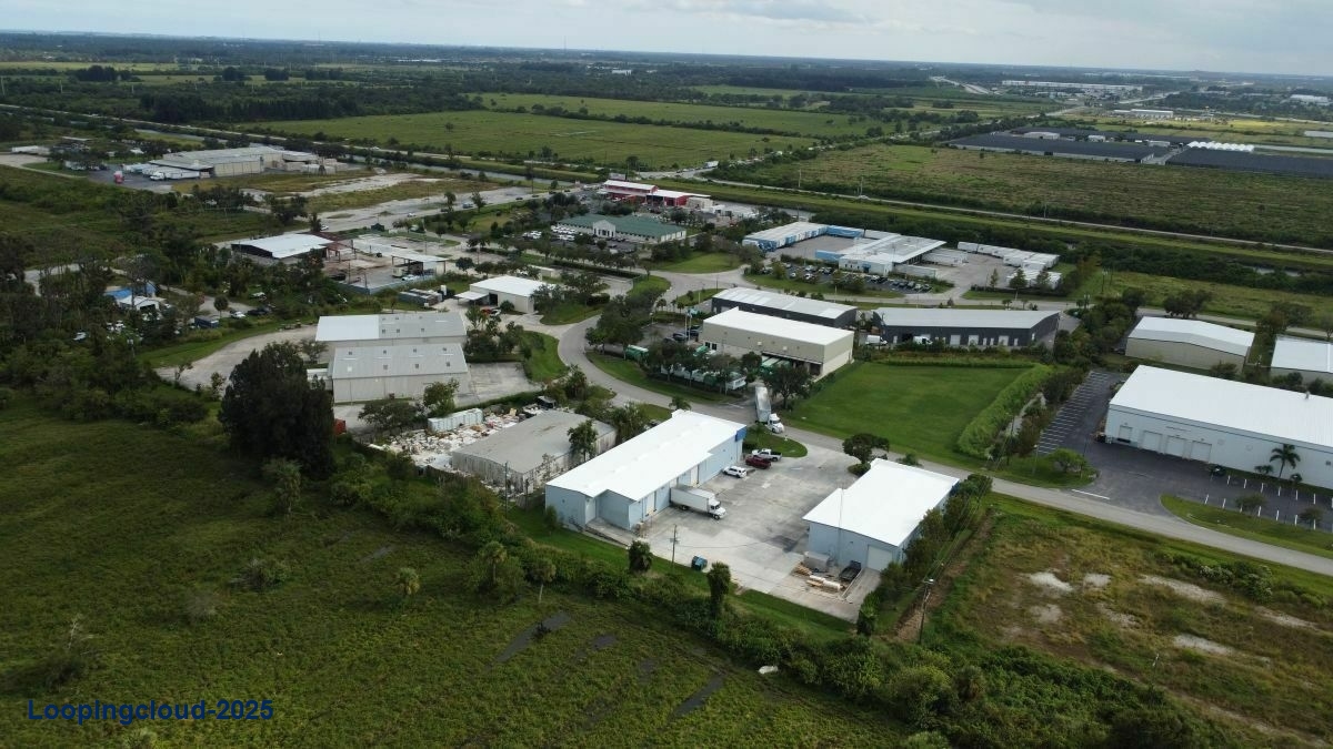 7328 & 7332 Commercial Cir - Fort Pierce