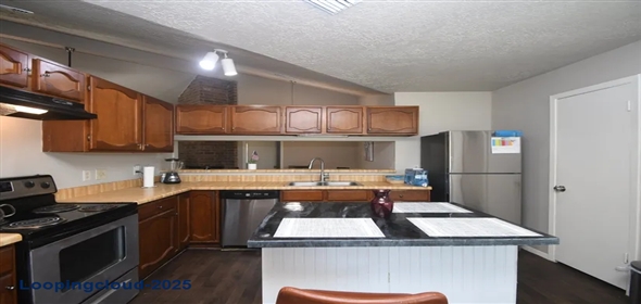 10102 Barmont Drive La Porte Texas, 77571 | Charming Home in La Porte