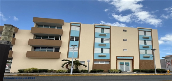 C-1 LORENZO VIZCARRONDO Carolina Puerto Rico, 00984 | Commercial property in the urban area of Carolina.