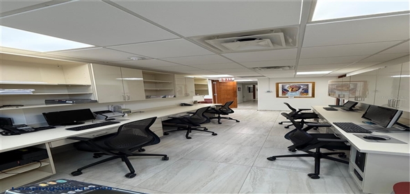 C-1 LORENZO VIZCARRONDO Carolina Puerto Rico, 00984 | Commercial property in the urban area of Carolina.