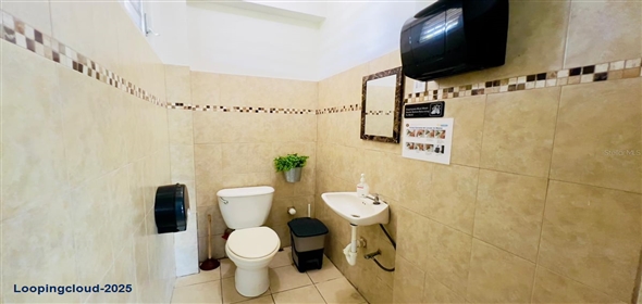 Km 2.4 CARR 402 Añasco Puerto Rico, 00610 | Commercial Building with Permits for Restaurant or Bar