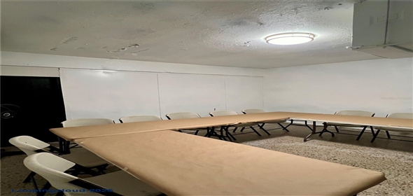 2 CALLE MUÑOZ RIVERA ESQ JOSE DE DIEGO San Lorenzo Puerto Rico, 00754 | Three-story Commercial C-I Building