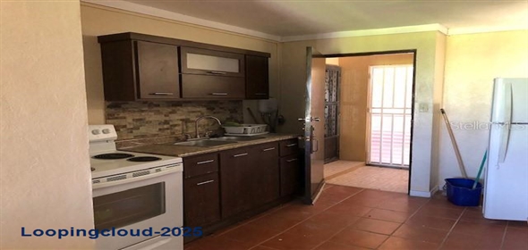 35 QUINONES Villalba Puerto Rico, 00765 | Investment and/or live in too right downtown