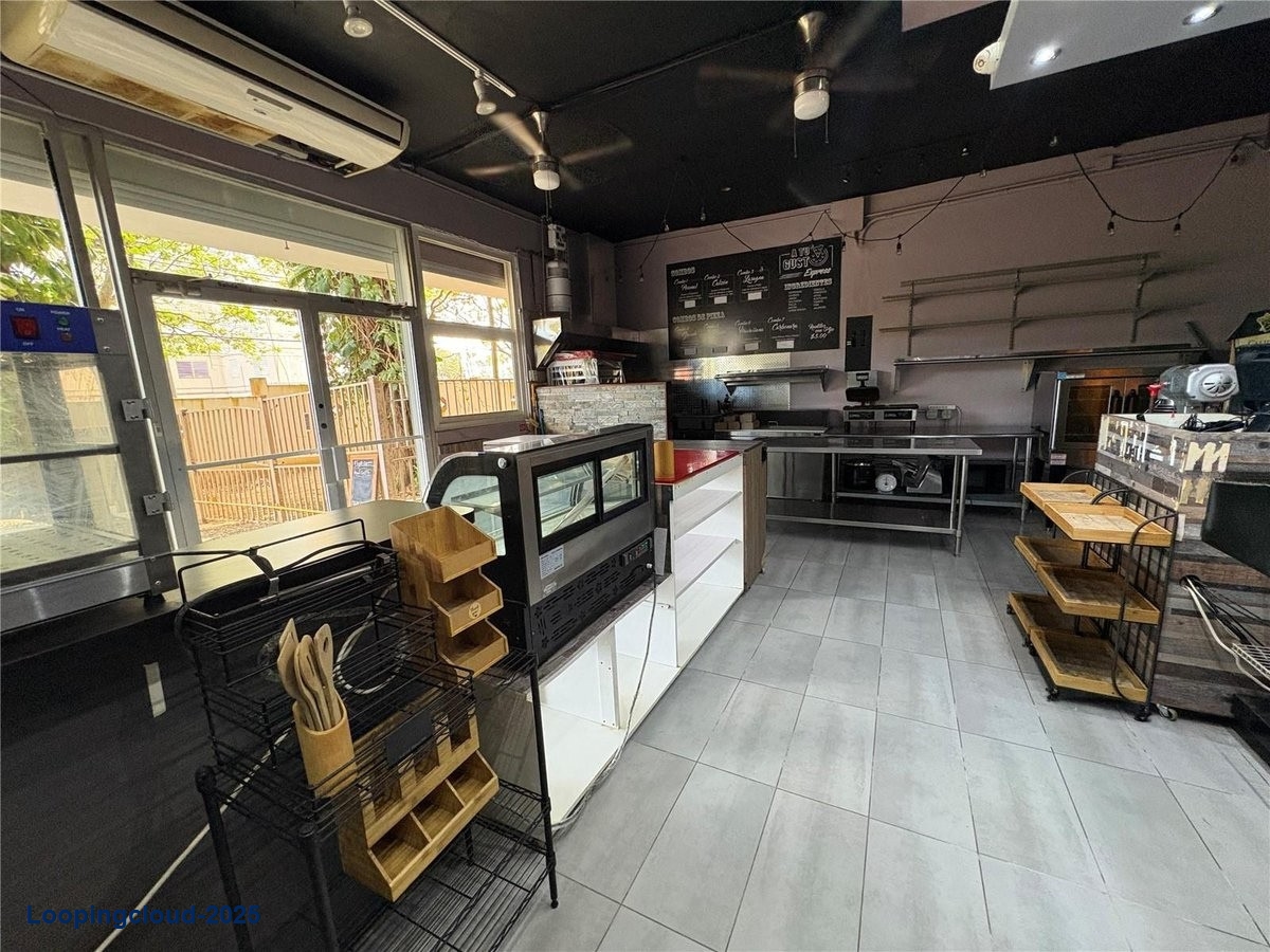 Commercial Property for Sale in CAROLINA Puerto Rico 00984